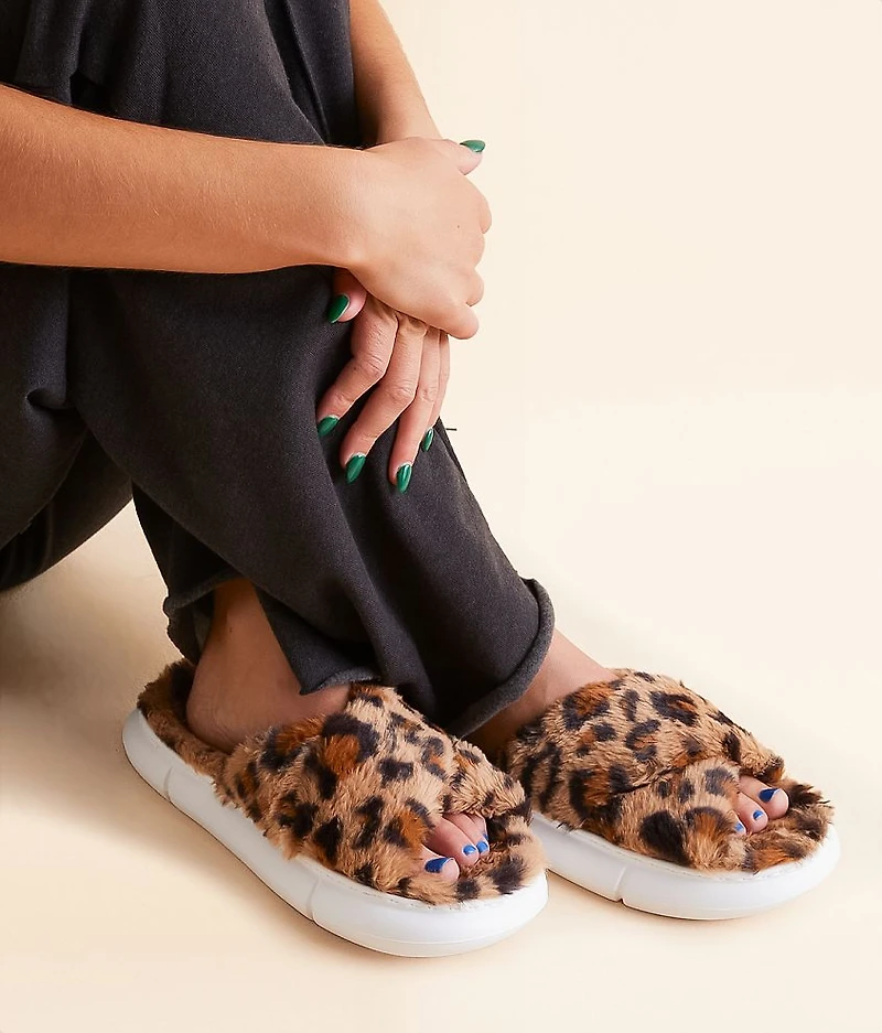 Leopard Criss Cross Slipper