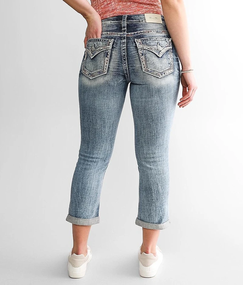 Curvy Mid-Rise Cuffed Stretch Capri Jean