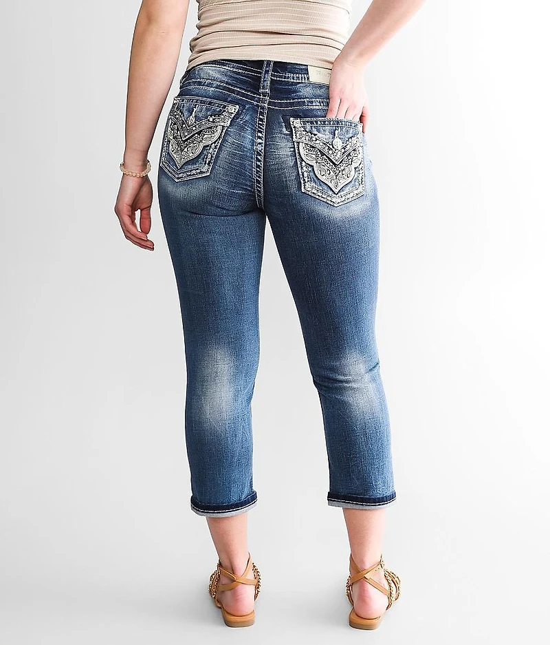 Curvy Mid-Rise Cuffed Stretch Capri Jean