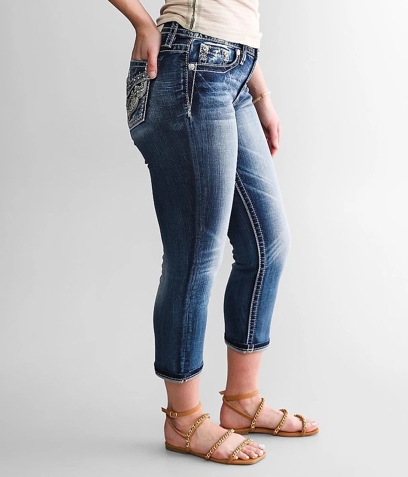 Curvy Mid-Rise Cuffed Stretch Capri Jean