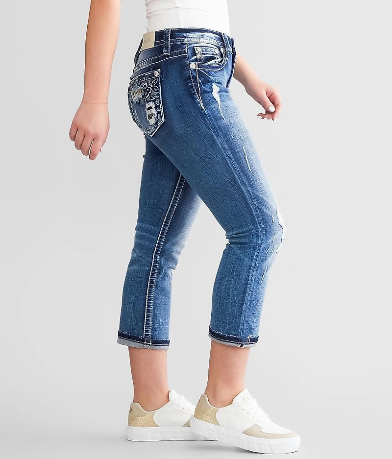 Curvy Mid-Rise Cuffed Stretch Capri Jean