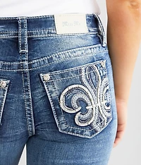 Curvy Mid-Rise Cuffed Stretch Capri Jean