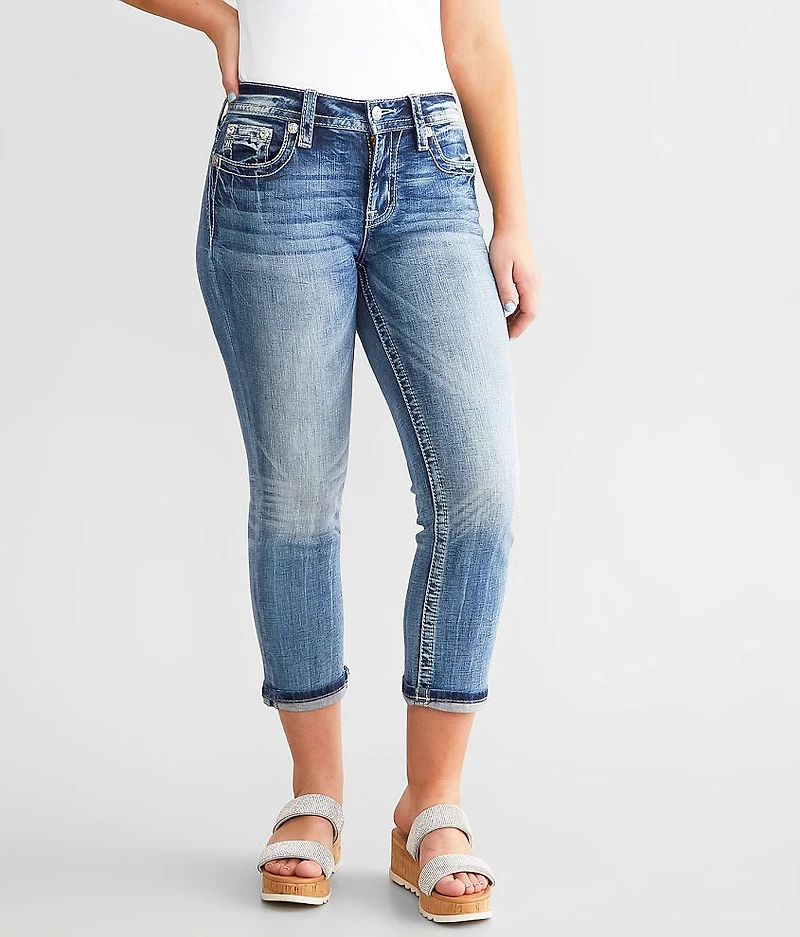 Curvy Mid-Rise Cuffed Stretch Capri Jean