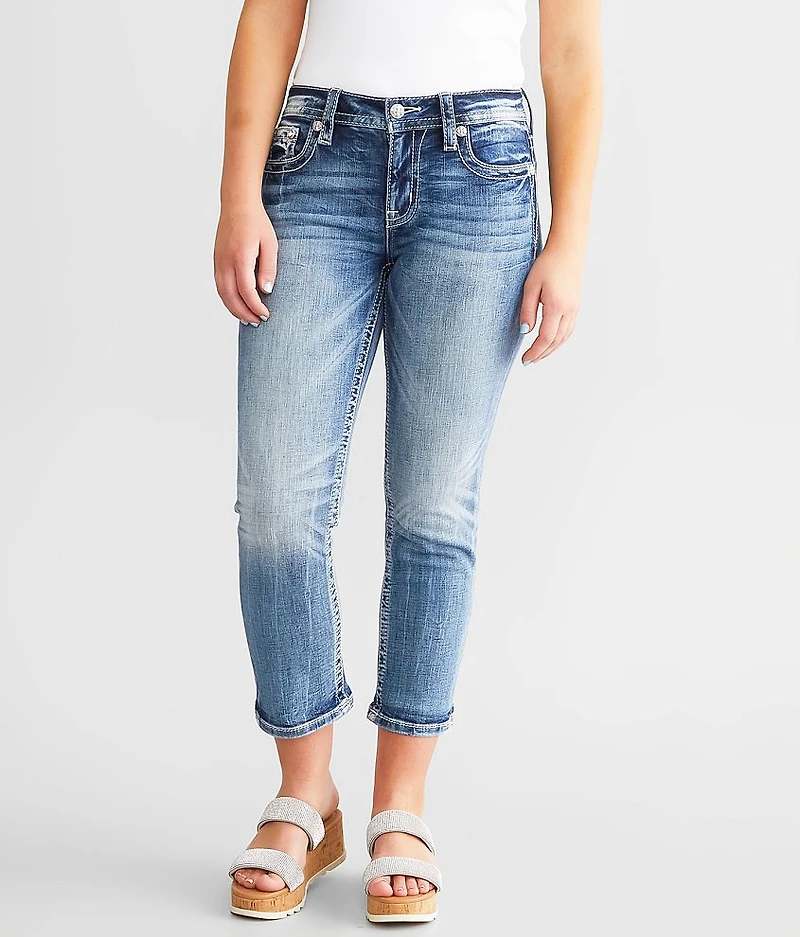 Curvy Mid-Rise Cuffed Stretch Capri Jean