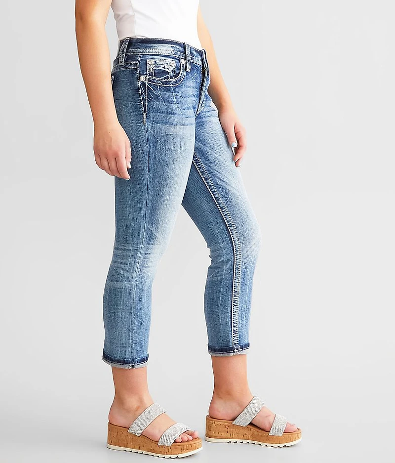 Curvy Mid-Rise Cuffed Stretch Capri Jean