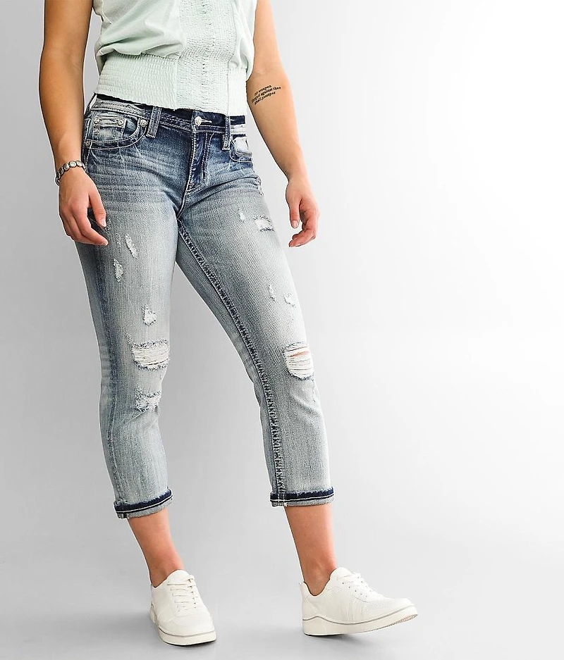 Curvy Mid-Rise Cuffed Stretch Capri Jean