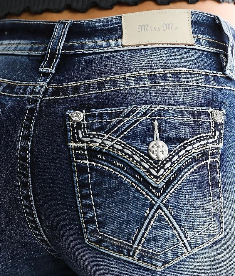 Curvy Mid-Rise Cuffed Stretch Capri Jean
