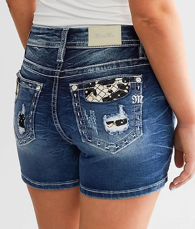 Curvy Stretch Short