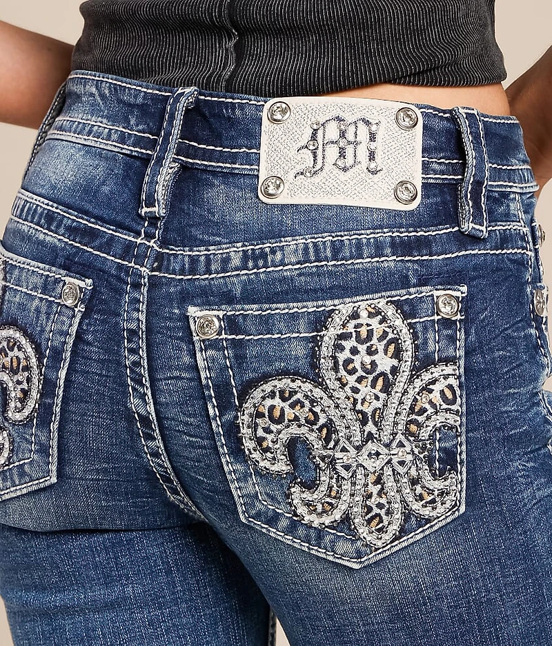 Mid-Rise Cuffed Stretch Capri Jean