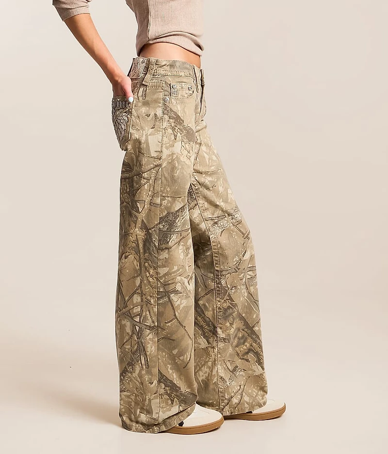 Mid-Rise Wide Leg Camo Stretch Jean