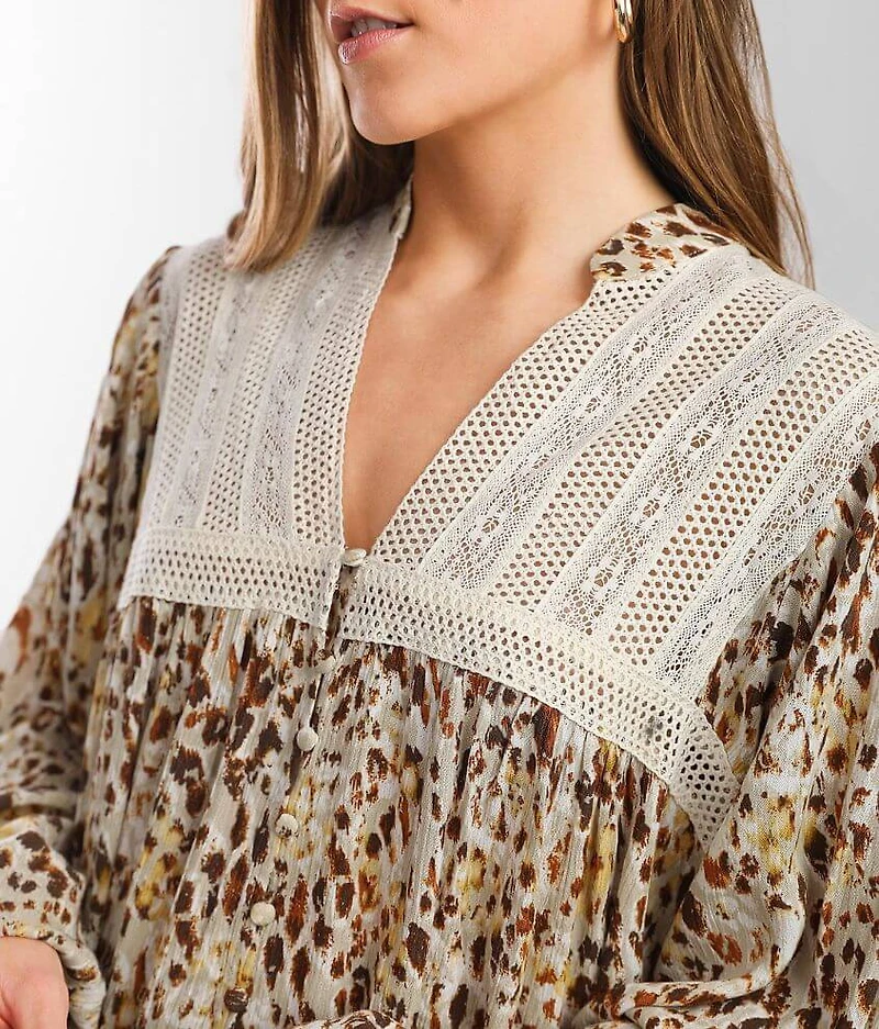 Pieced Lace Woven Blouse