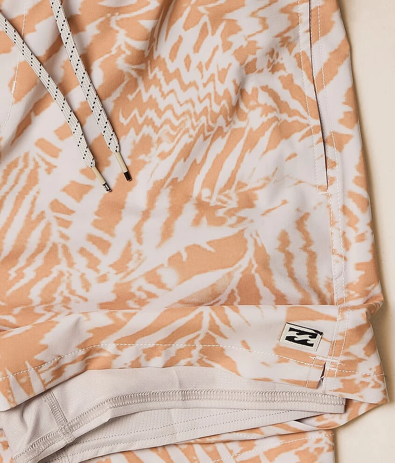 Line up Layback Stretch Swim Trunks