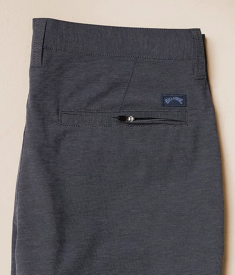 Crossfire Hybrid Stretch Short
