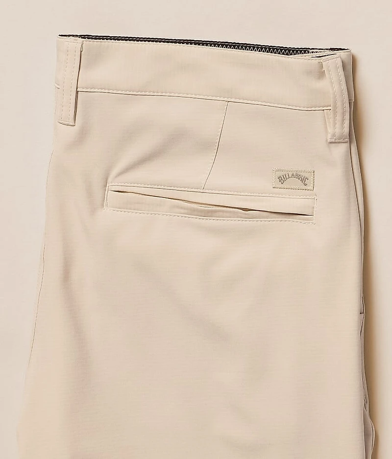 Crossfire Hybrid Stretch Short