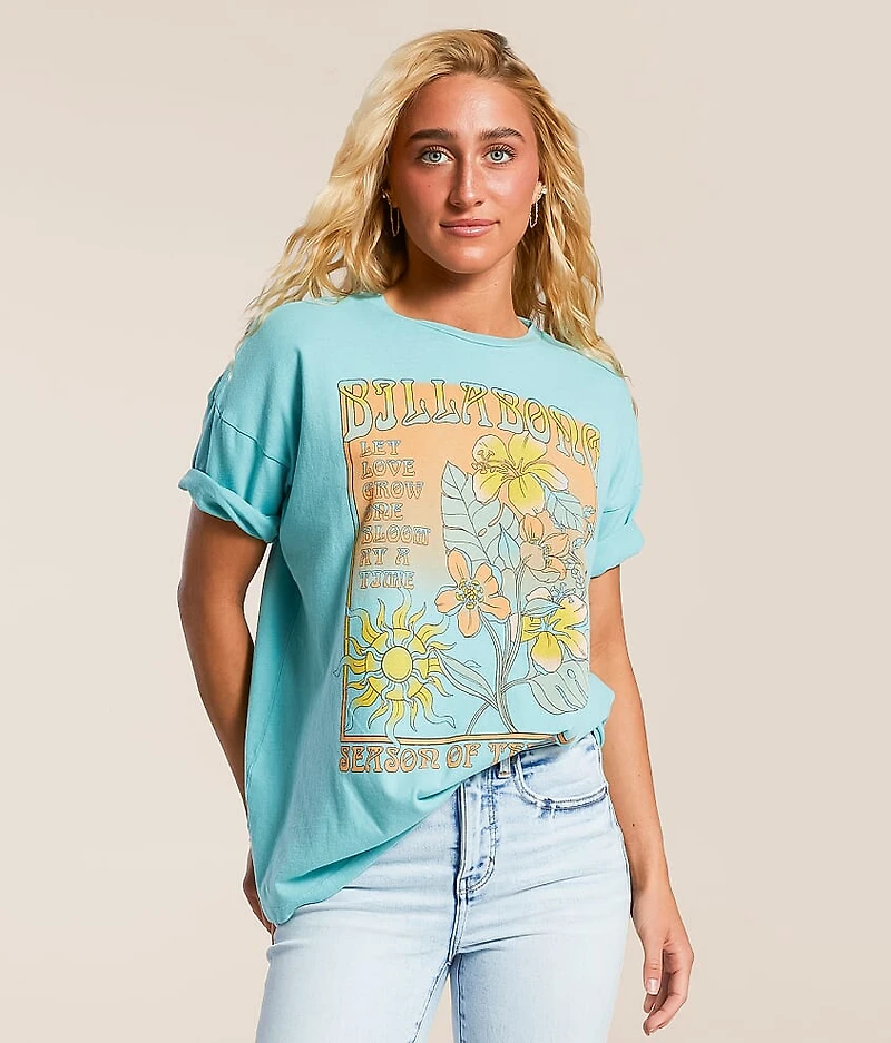 Daylight Blooms Oversized T-Shirt