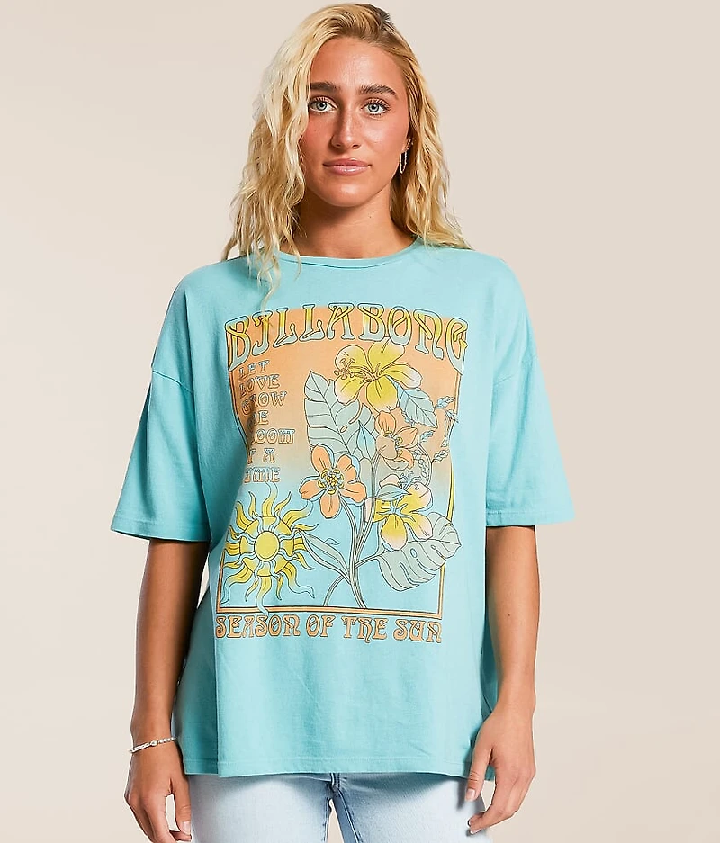Daylight Blooms Oversized T-Shirt