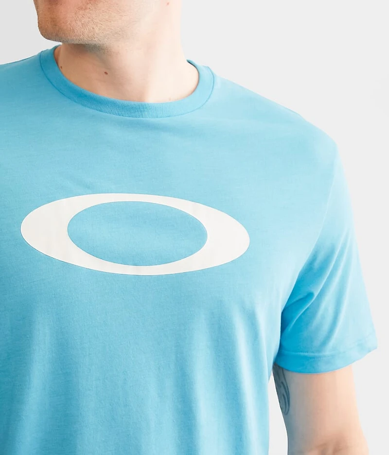 O Bold Ellipse Hydrolix™ T-Shirt