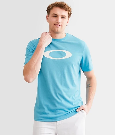 O Bold Ellipse Hydrolix™ T-Shirt