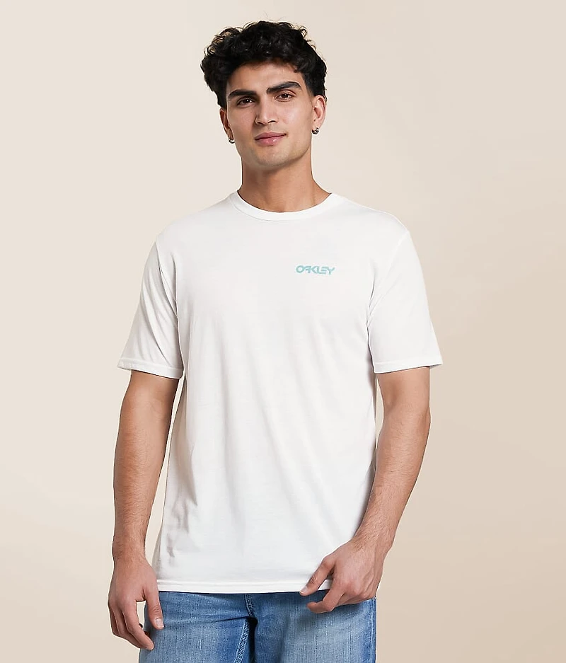 O Swirl Wave Hydrolix™ T-Shirt