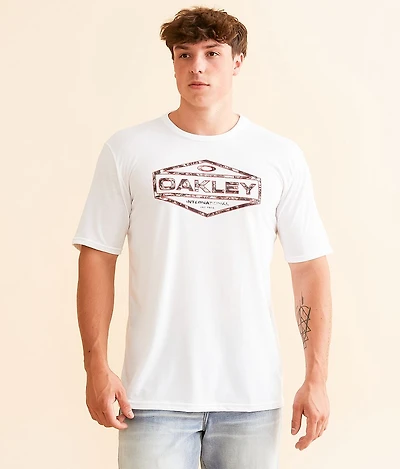 Washed O Stamp Hydrolix™ T-Shirt