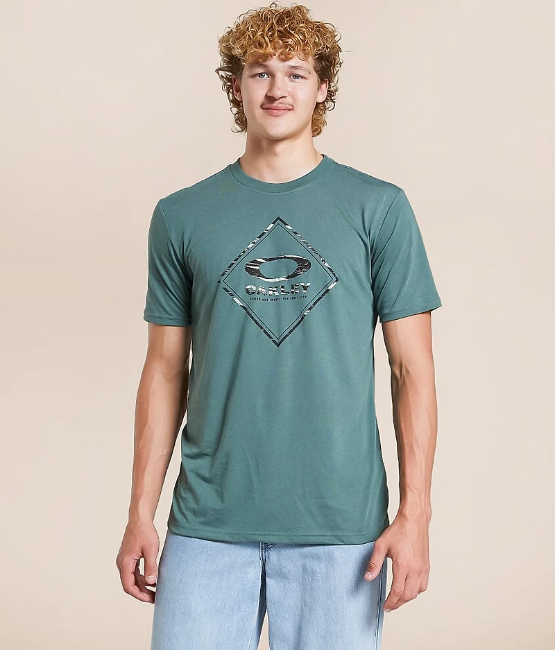 Diamond O-Stencil T-Shirt