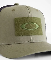 Si 110 Flexfit Trucker Hat