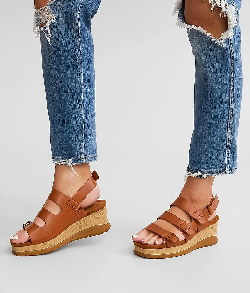 Essence Flatform Sandal