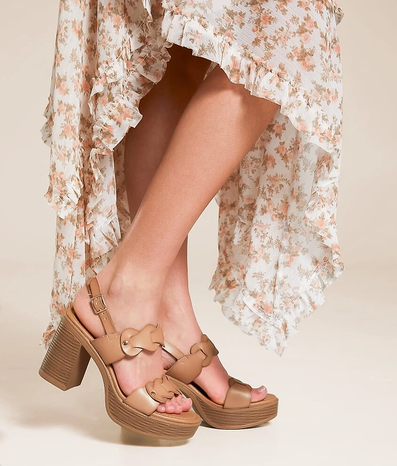 Vikki Heeled Sandal