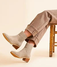 Leonor Leather Ankle Boot