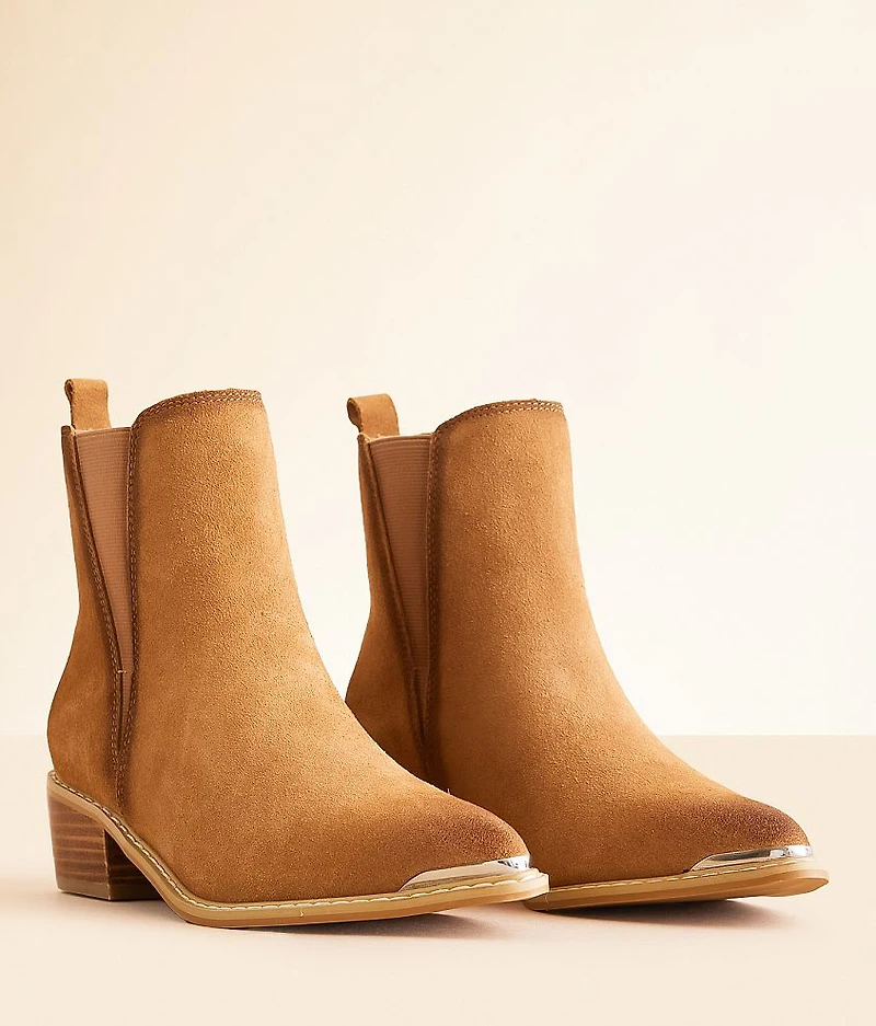 Wylie Leather Ankle Boot