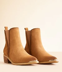 Wylie Leather Ankle Boot