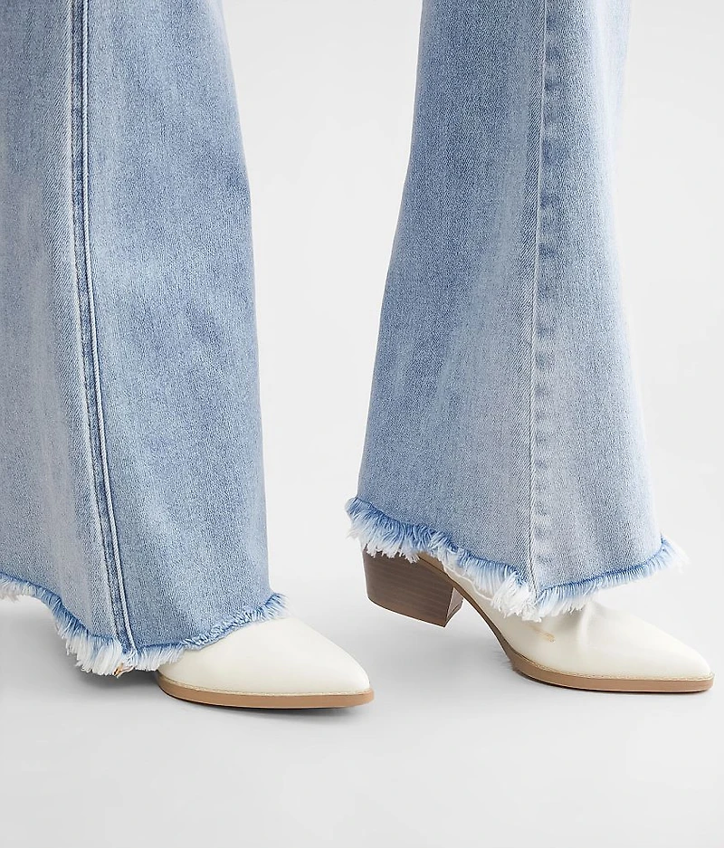 Mid-Rise Flare Stretch Jean