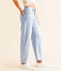 Mid-Rise Barrel Stretch Jean
