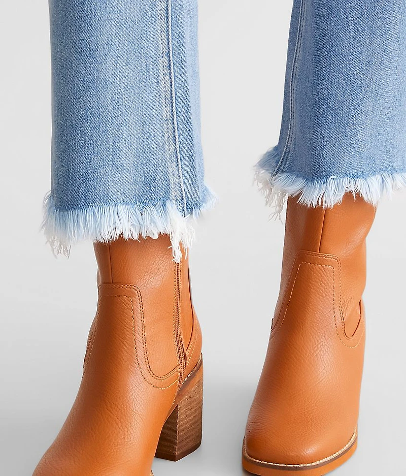 High Rise Cropped Flare Stretch Jean