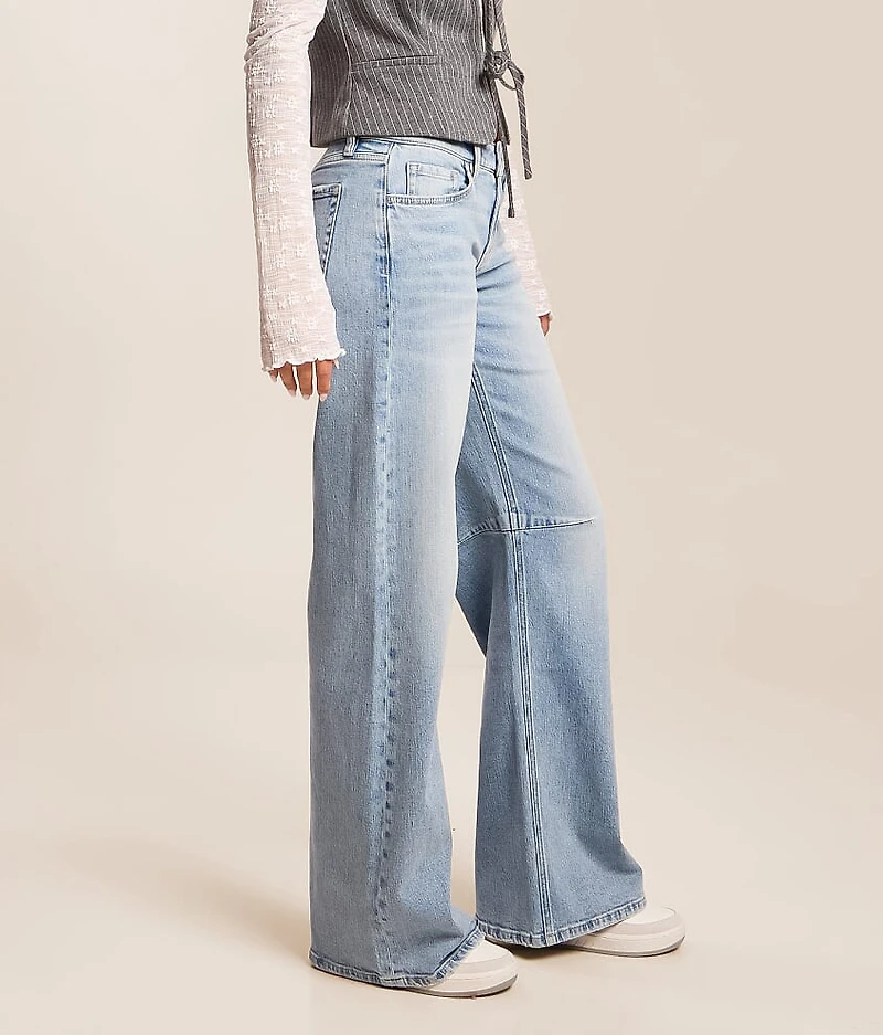 Low Rise Barrel Stretch Jean