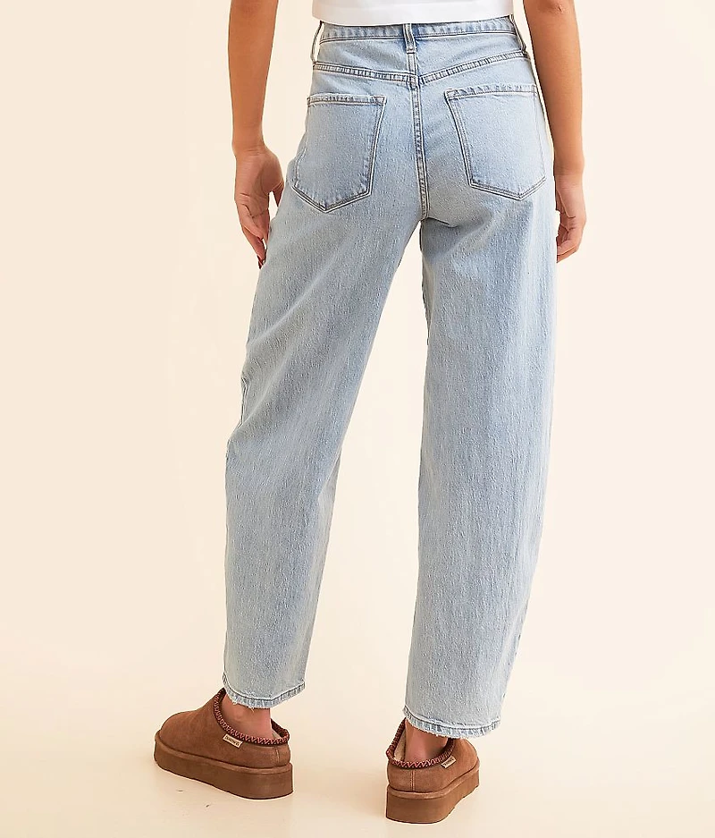 Kate Barrel Leg Stretch Jean