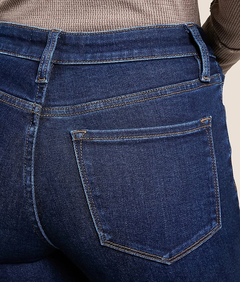 Bella Mid-Rise Flare Stretch Jean