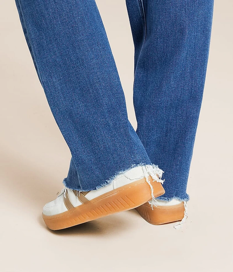 Evie Mid-Rise Classic Straight Stretch Jean