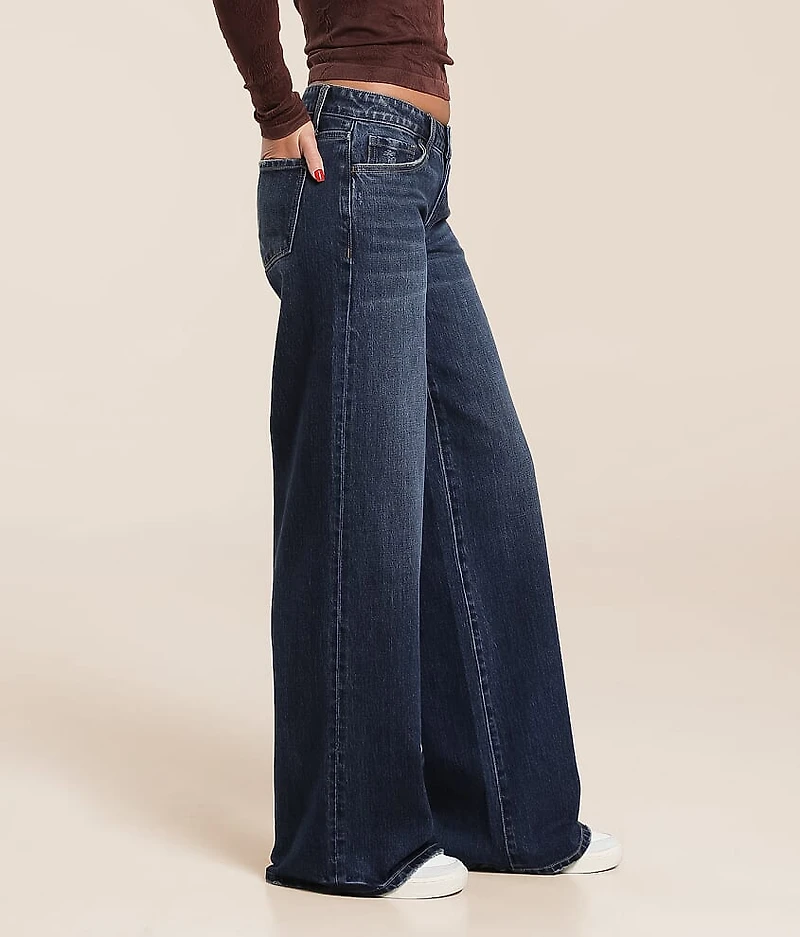 V-Front Wide Leg Stretch Jean