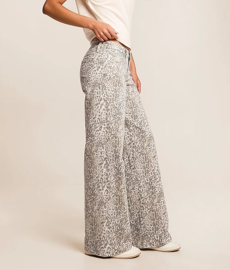 Rylee Wide Leg Leopard Print Jean