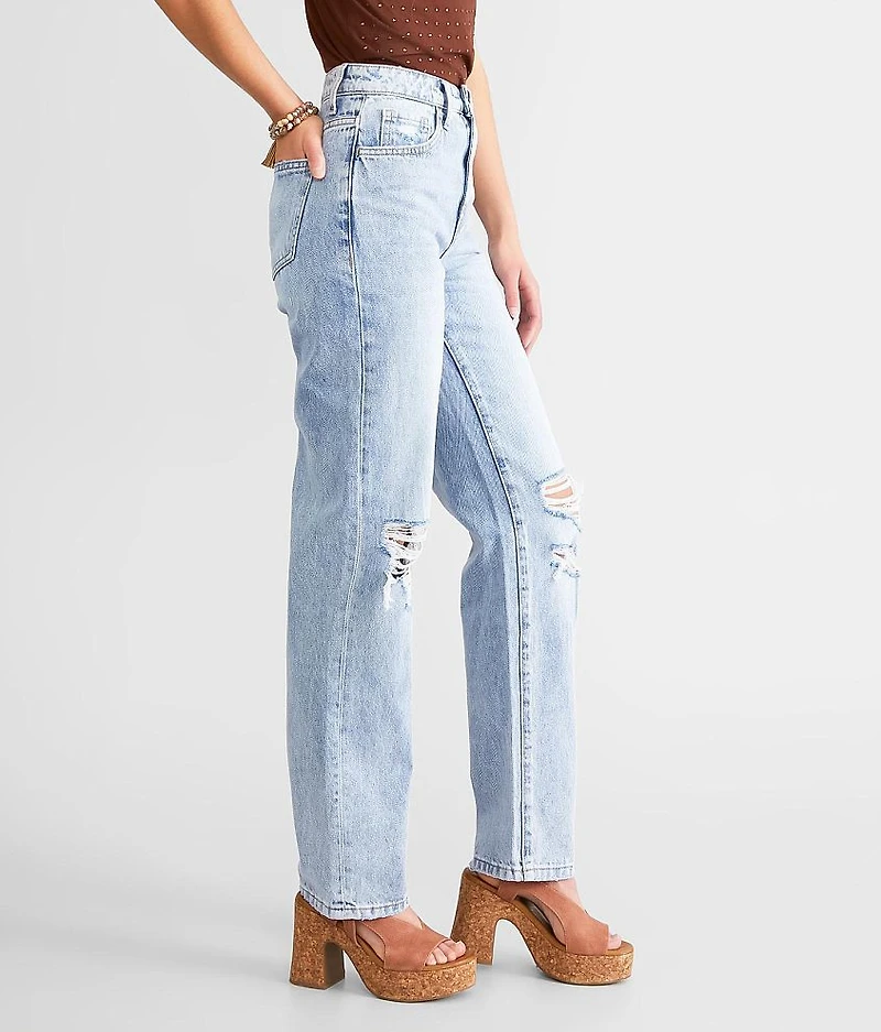 The Relaxed Straight Jean