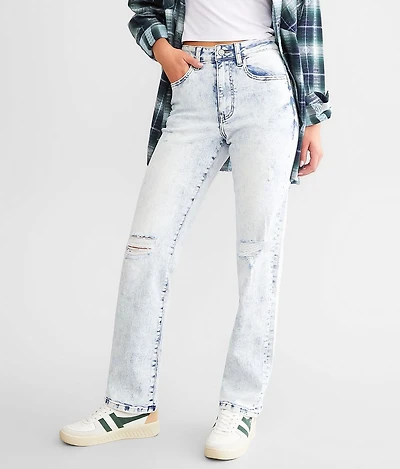 The Relaxed Straight Jean