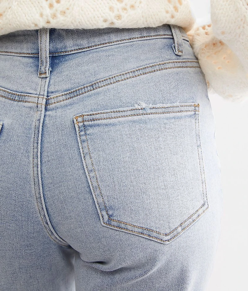 The Relaxed Straight Jean