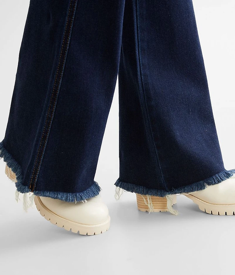 Mid-Rise Flare Stretch Jean