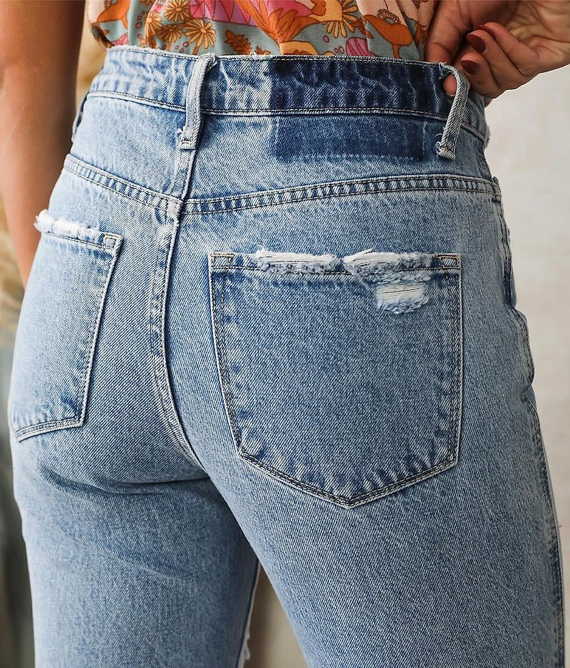 Ultra High Rise Taper Jean
