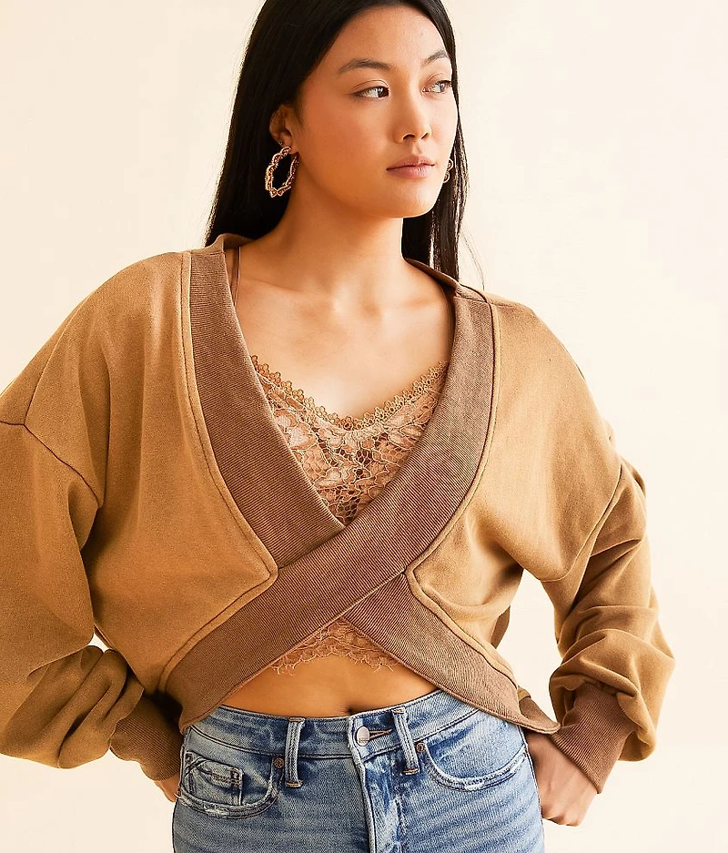 Criss Cross Pullover