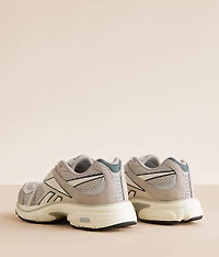 Premier Road Plus VI Sneaker