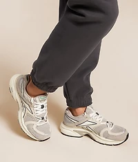 Premier Road Plus VI Sneaker