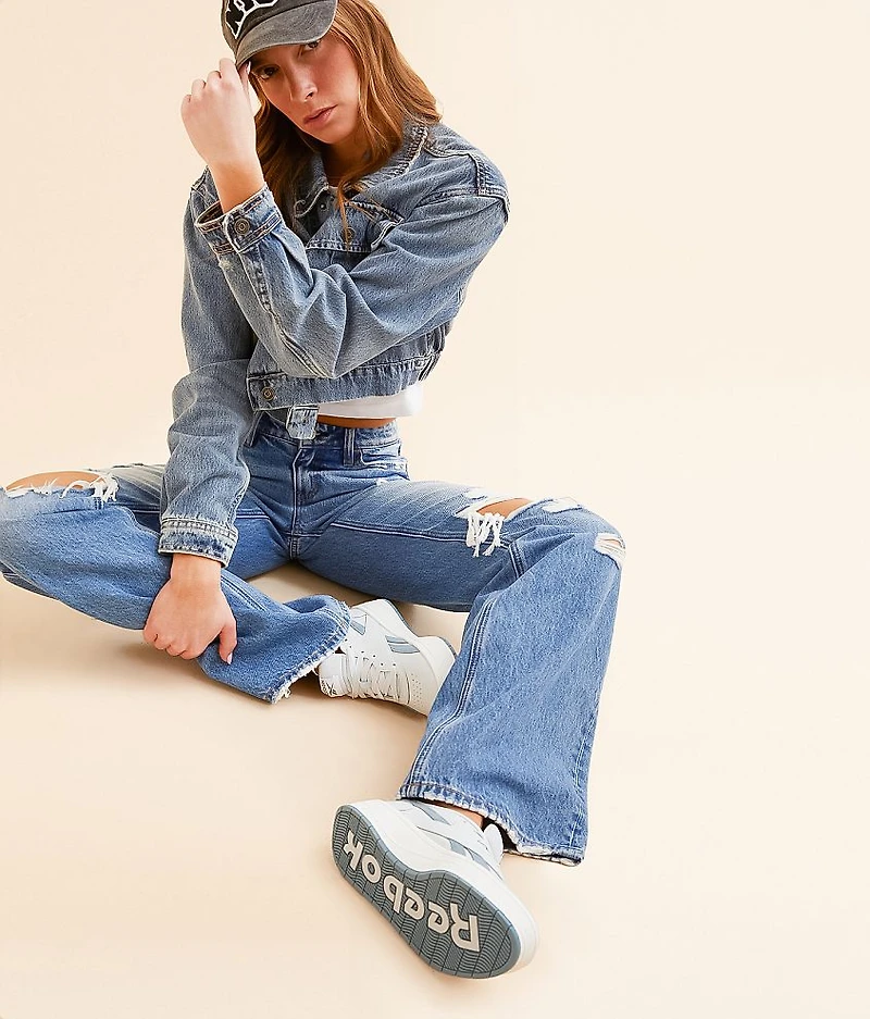 Court Advance Leather Sneaker