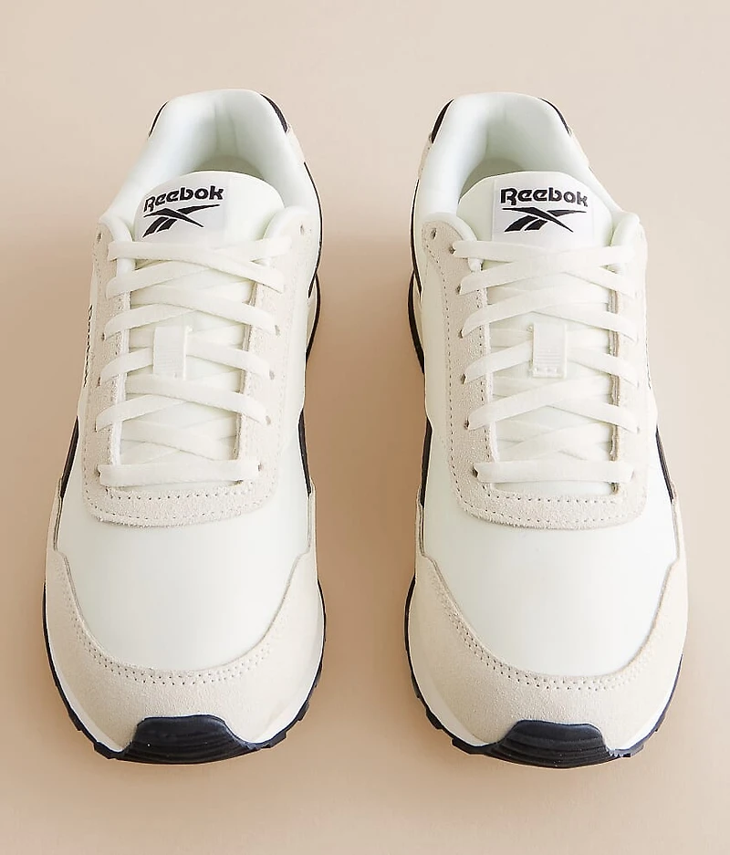 Glide Low Sneaker